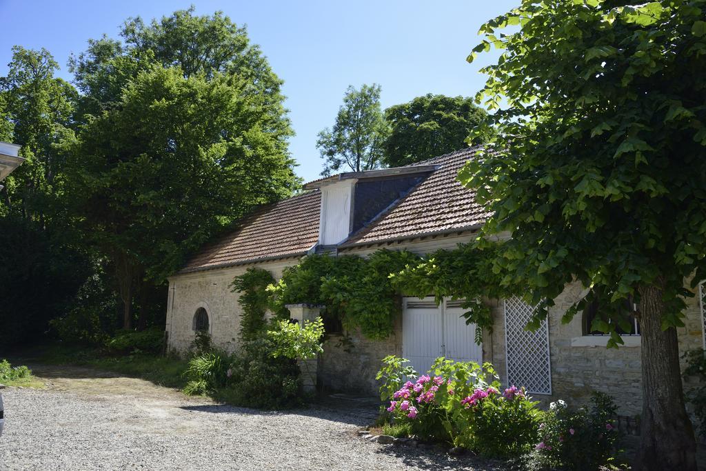 Le Chateau D'Hermonville B&B / Chambres D'Hotes מראה חיצוני תמונה