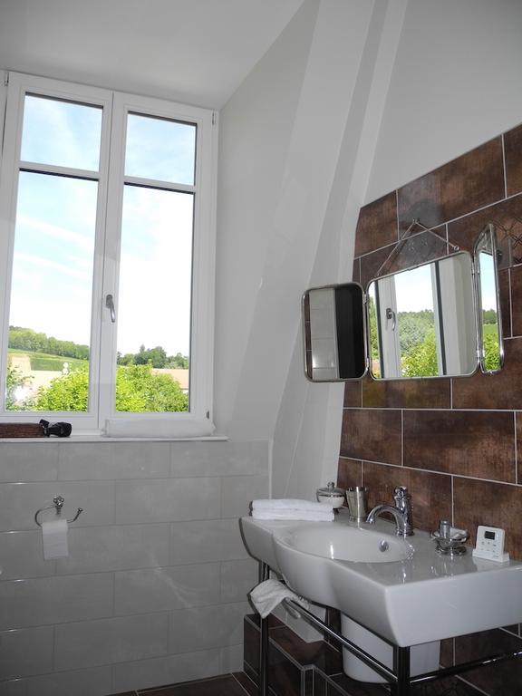 Le Chateau D'Hermonville B&B / Chambres D'Hotes מראה חיצוני תמונה